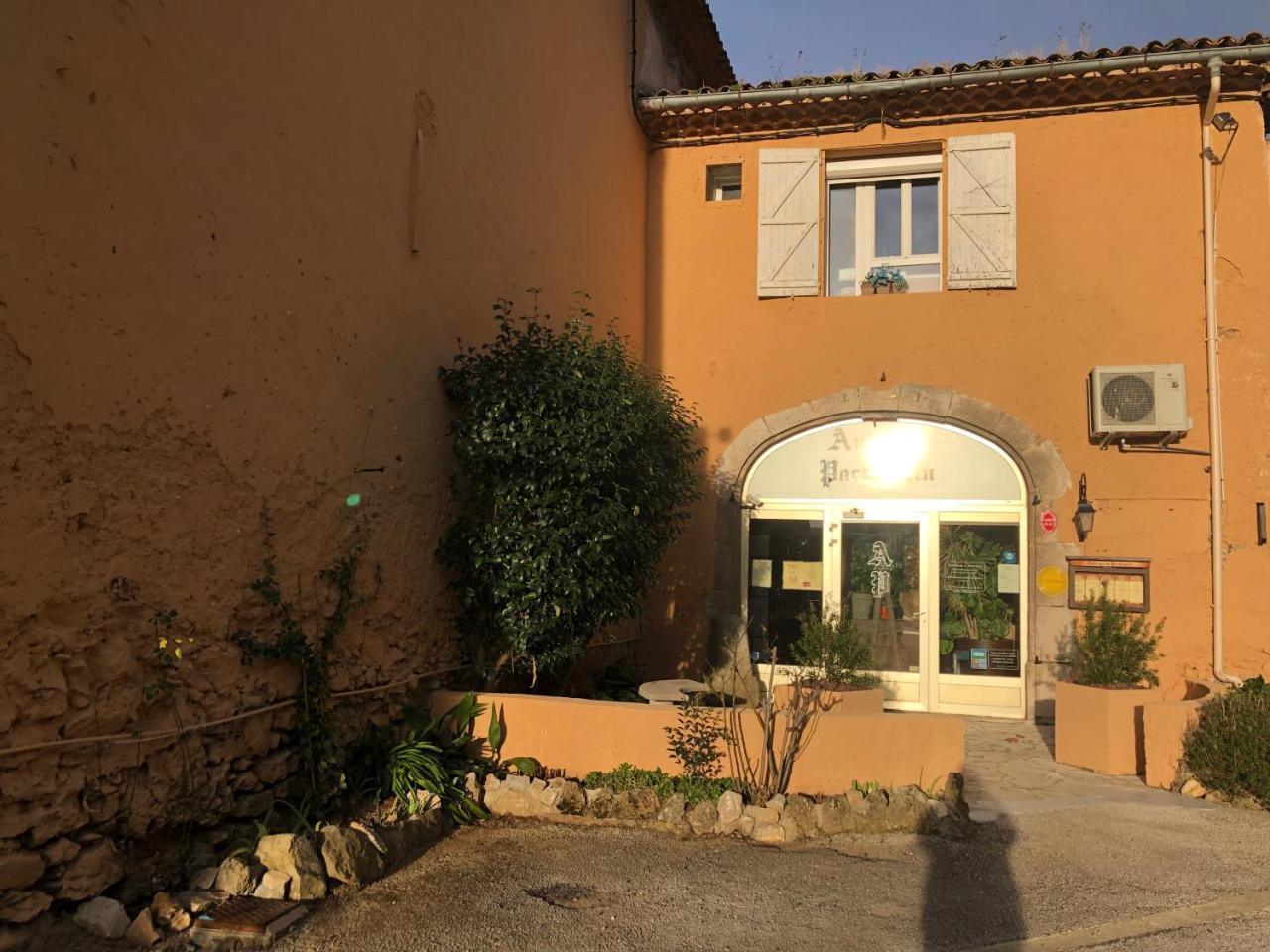 Auberge De Pachoquin Meounes-les-Montrieux Екстериор снимка