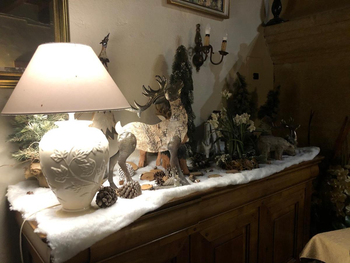 Auberge De Pachoquin Meounes-les-Montrieux Екстериор снимка